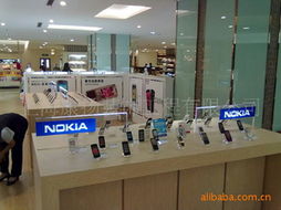 專業(yè)解讀 電子產(chǎn)品展柜批發(fā)廠家與生產(chǎn)廠家價(jià)格對(duì)比及批發(fā)策略